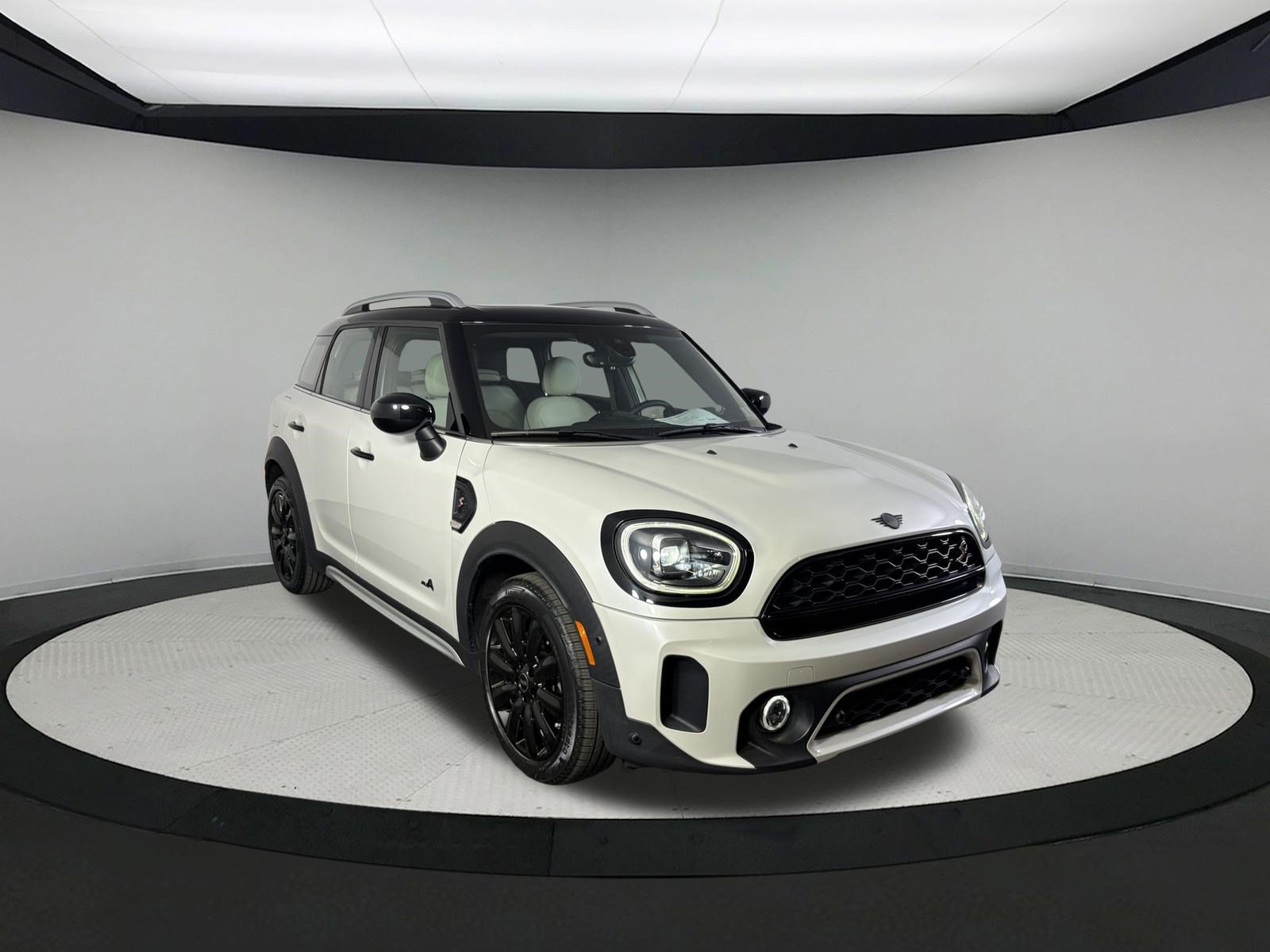 Used 2024 MINI Cooper Countryman S AWD/4WD image 3