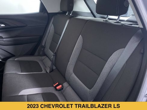 Certified 2023 Chevrolet TrailBlazer LS FWD image 11