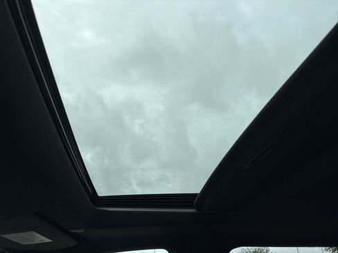 Used 2025 GMC Sierra 2500 AT4 w/ AT4 Premium Plus Package image 18