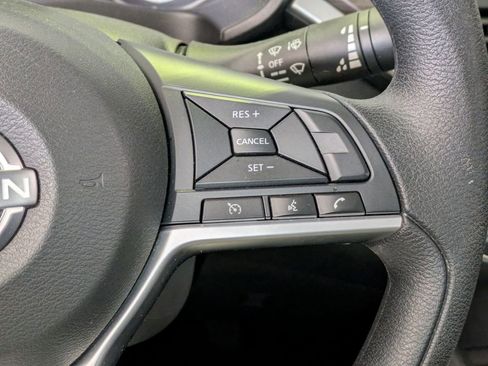 Used 2025 Nissan Altima 2.5 SV FWD image 21