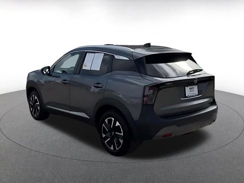Used 2026 Nissan Kicks SV w/ Cold Weather Package AWD/4WD image 4