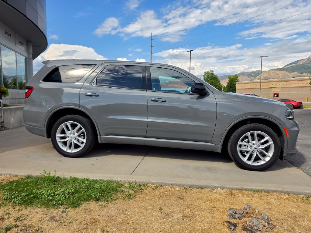 Used 2025 Dodge Durango GT AWD/4WD image 4