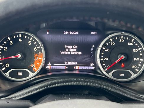 Used 2017 Jeep Renegade Trailhawk image 31