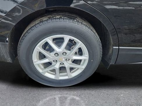 Used 2023 Chevrolet Equinox LS w/ LS Convenience Package image 18
