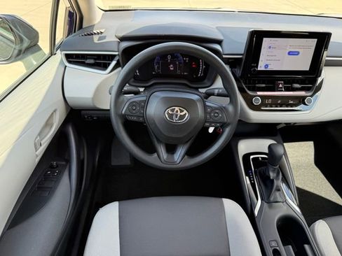 Used 2026 Toyota Corolla LE image 26
