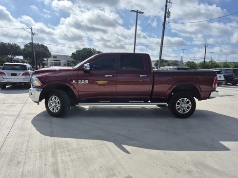 Used 2018 RAM 2500 Laramie AWD/4WD image 2