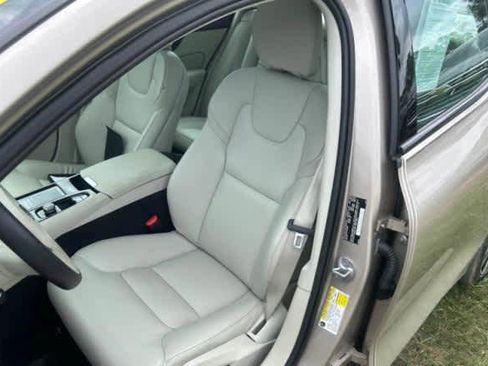 Used 2024 Volvo S60 T8 Plus w/ Climate Package AWD/4WD image 2