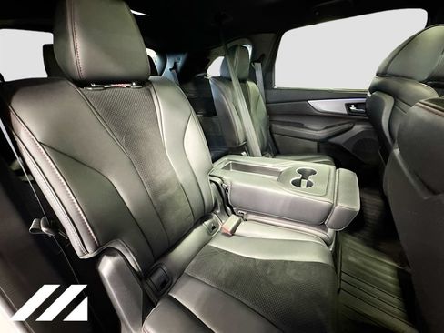 Used 2024 Acura MDX A-Spec AWD/4WD image 32