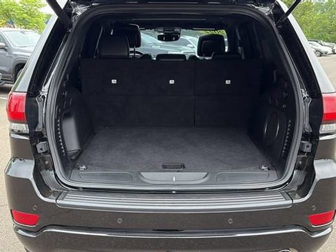 Certified 2022 Jeep Grand Cherokee Laredo X AWD/4WD image 26