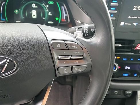 Used 2021 Hyundai Ioniq SE image 16