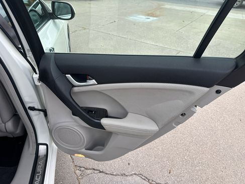 Used 2011 Acura TSX Sport Wagon image 19