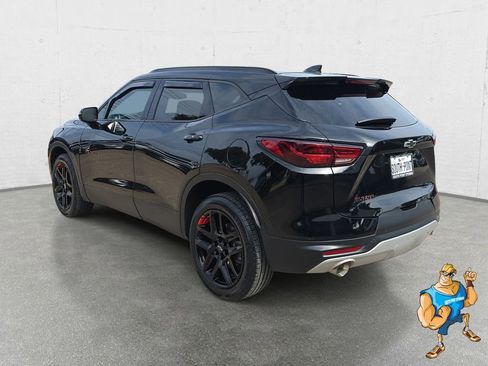 Used 2023 Chevrolet Blazer LT FWD image 7