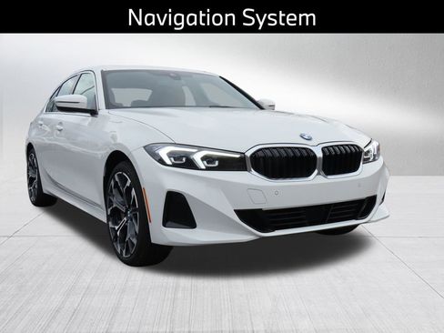 New 2026 BMW 330i xDrive 330i xDrive w/ Premium Package image 5