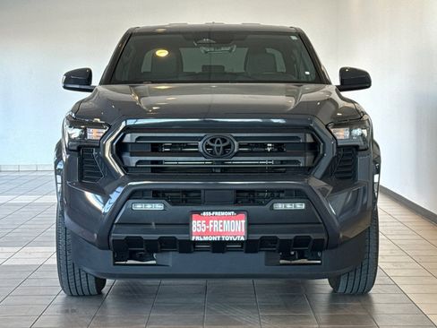 Certified 2024 Toyota Tacoma SR5 AWD/4WD image 9