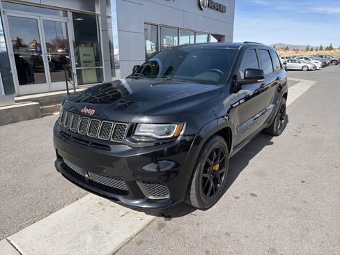 Used 2018 Jeep Grand Cherokee Trackhawk image 1