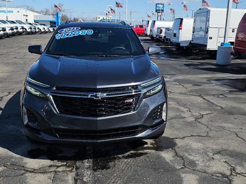 Used 2023 Chevrolet Equinox RS w/ RS Leather Package image 2