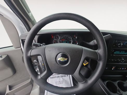Used 2024 Chevrolet Express 3500 LT w/ LT Preferred Equipment Group RWD image 12