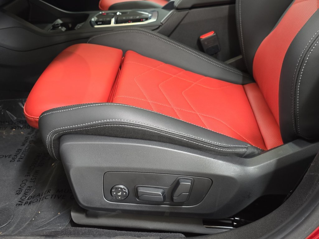 Used 2026 BMW M235i xDrive w/ Technology Package AWD/4WD image 28