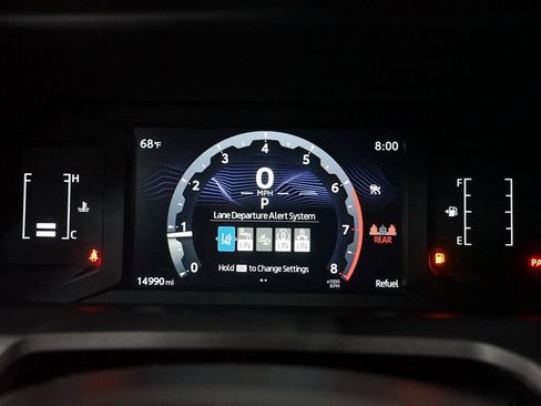 Certified 2025 Toyota Tacoma SR5 image 16