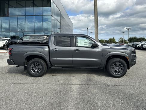 New 2026 Nissan Frontier SV image 5