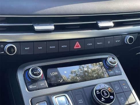 Used 2025 Hyundai Palisade Calligraphy image 28