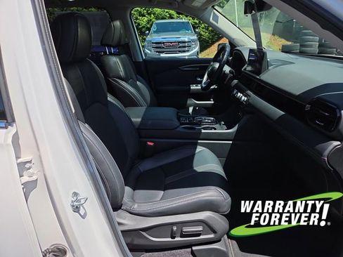 Used 2024 Honda Pilot Touring image 15