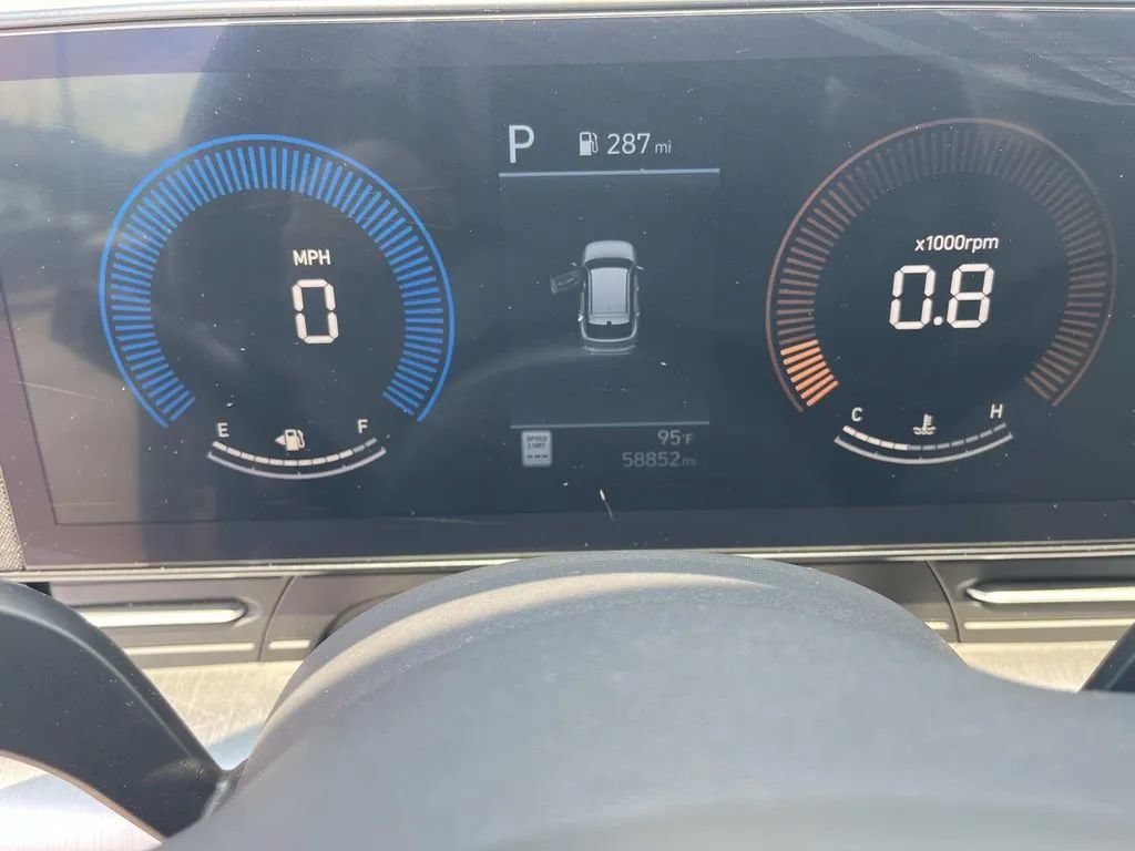 Used 2024 Hyundai Kona SEL FWD image 35