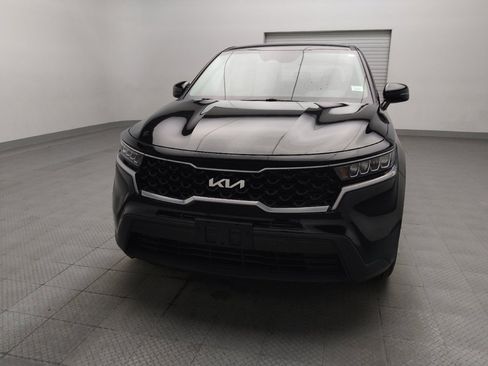 Used 2023 Kia Sorento LX FWD image 15