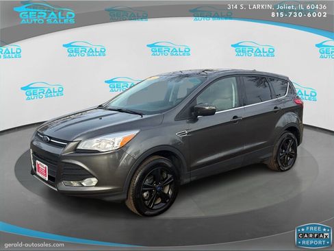 Used 2016 Ford Escape SE image 1