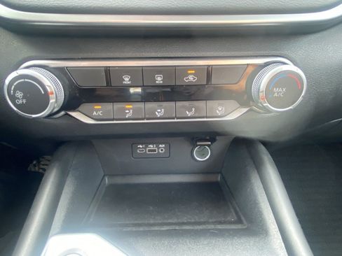 Used 2020 Nissan Altima 2.5 SR FWD image 24