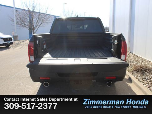 New 2026 Honda Ridgeline Black Edition image 9