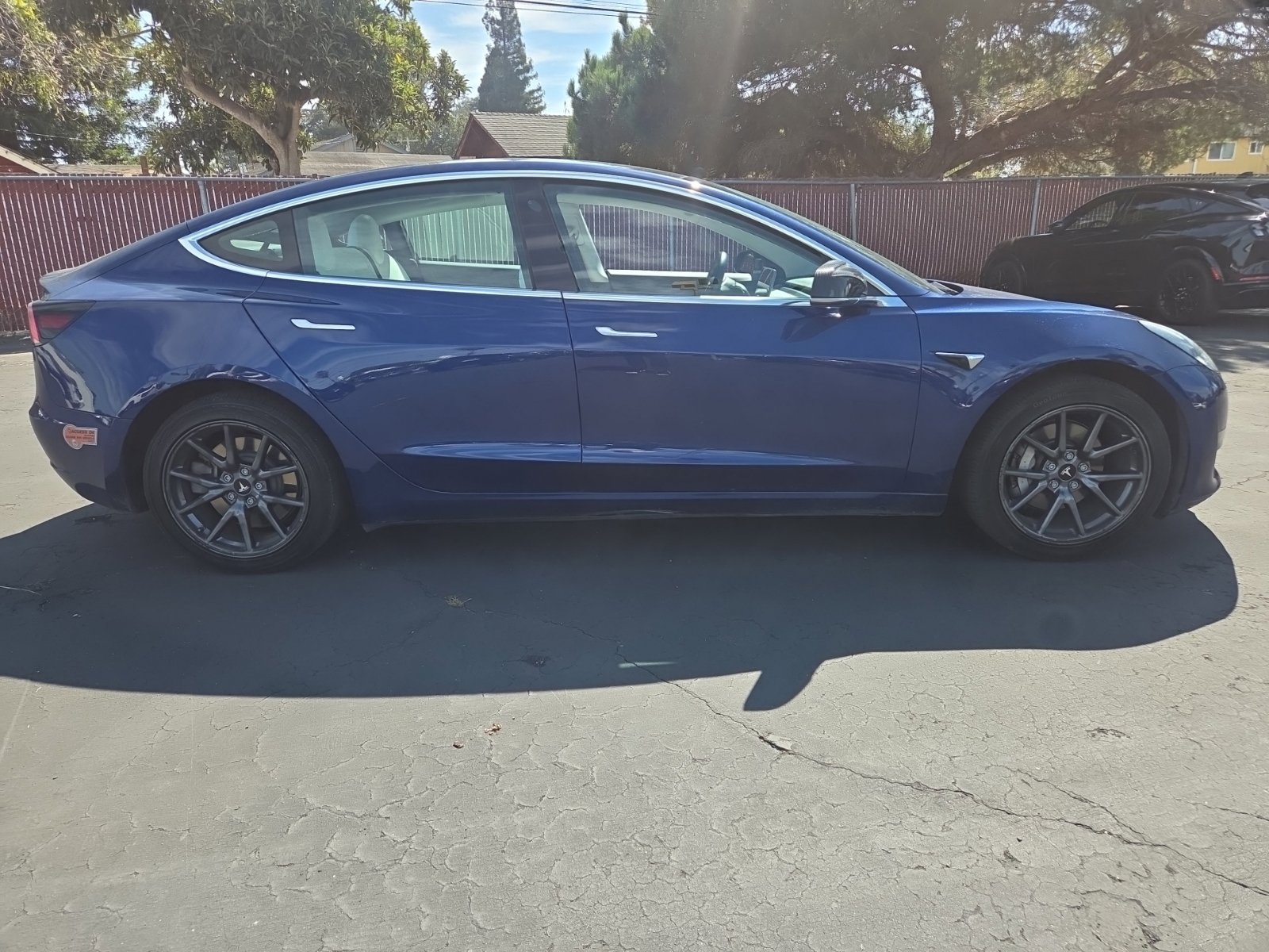 Used 2019 Tesla Model 3 Standard Range Plus RWD image 3