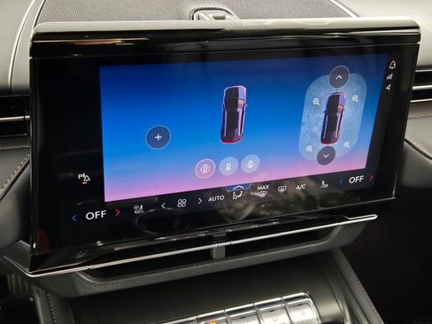 New 2026 Lincoln Nautilus Premier AWD/4WD image 15
