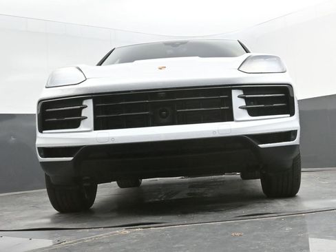 New 2025 Porsche Cayenne S image 47