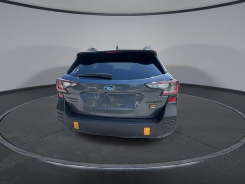 Used 2025 Subaru Outback Wilderness AWD/4WD image 7