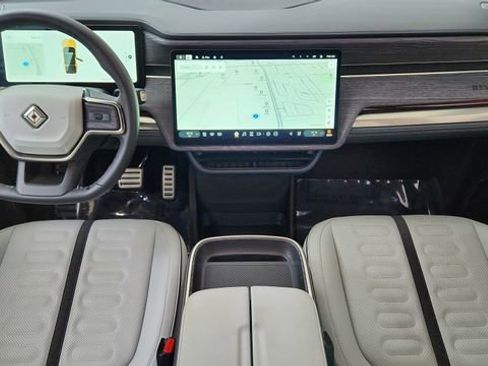 Used 2024 Rivian R1S Adventure image 20