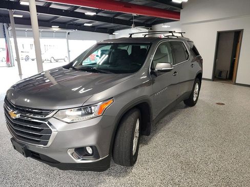 Used 2018 Chevrolet Traverse LT AWD/4WD image 5