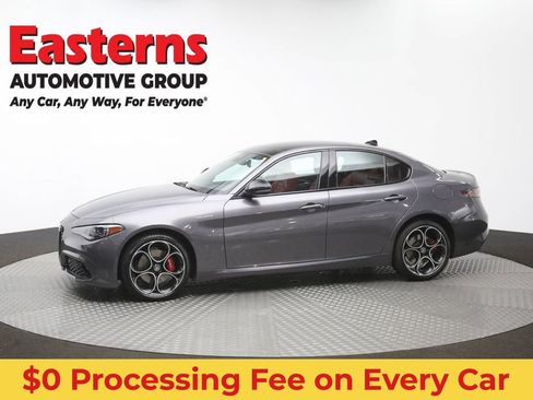 Used 2024 Alfa Romeo Giulia Veloce AWD/4WD image 58