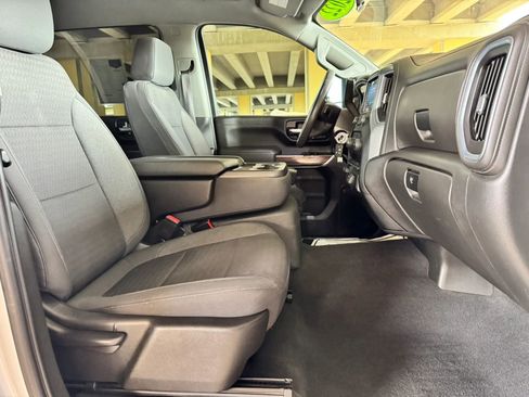 Used 2022 Chevrolet Silverado 3500 LT image 28