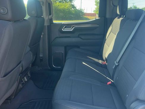Used 2025 Chevrolet Silverado 1500 LT RWD image 31