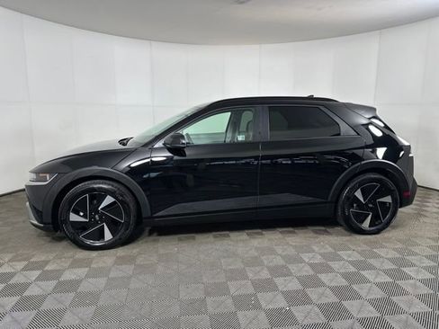 Used 2025 Hyundai Ioniq 5 SEL image 6
