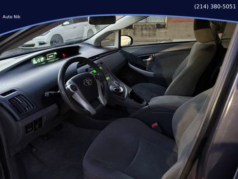 Used 2011 Toyota Prius One image 10