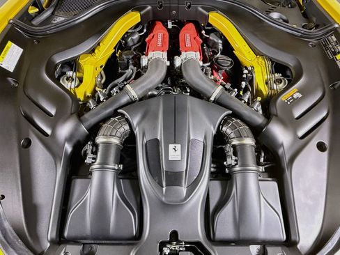 Certified 2024 Ferrari Roma Spider RWD image 5