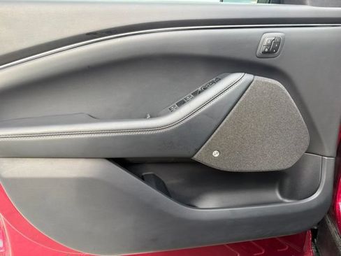 Used 2025 Ford Mustang Mach-E Premium AWD/4WD image 21