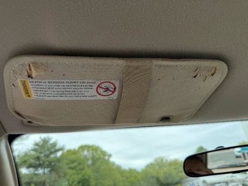 Used 1999 Saturn S-Series SW2 w/ SW2 Option Pkg 1 FWD image 31