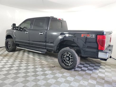 Used 2022 Ford F250 Lariat w/ Lariat Ultimate Package image 7