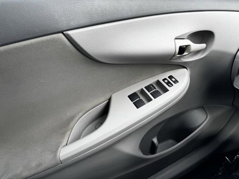 Used 2009 Toyota Corolla LE image 23