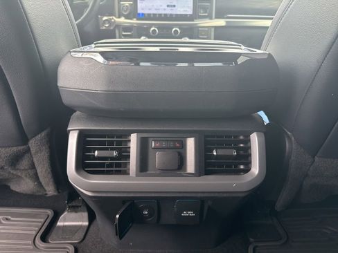 Used 2024 Ford F150 Lariat w/ Equipment Group 502A High AWD/4WD image 16