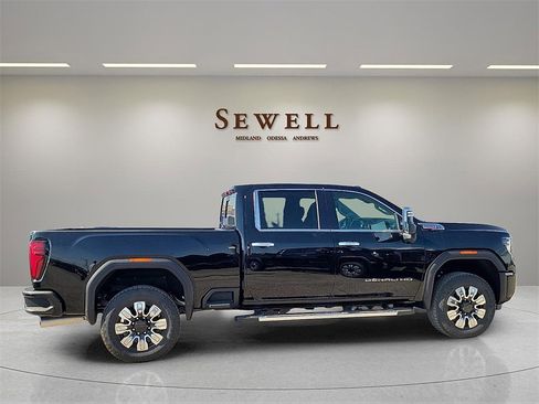 New 2026 GMC Sierra 2500 Denali w/ Denali Reserve Package image 6