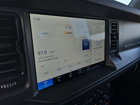 New 2025 Ford Bronco 2-Door image 18